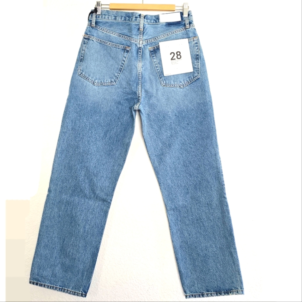 RE/DONE High Waist Tapered Leg Vintage Inspired Jeans Size 28 Mid Wash B…